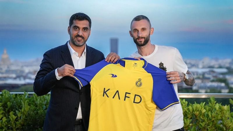 Brozovic cũng được Al-Nassr chiêu mộ với mức đãi ngộ lớn