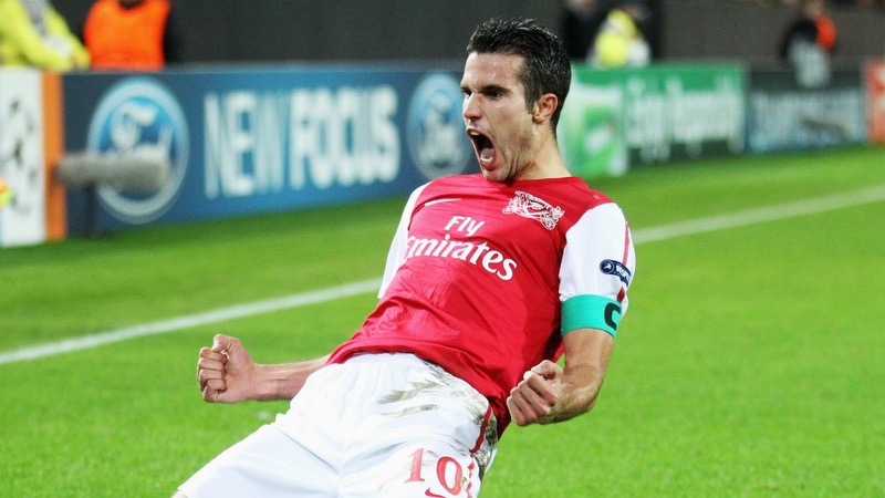 Cầu thủ Robin van Persie đã chơi cho Arsenal trong thời gian dài
