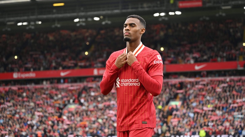 Cầu thủ Ryan Gravenberch - Màn lột xác đáng ngưỡng mộ tại Liverpool